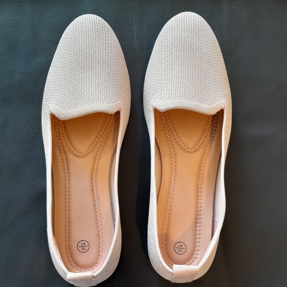 Women's Shoes Size 10